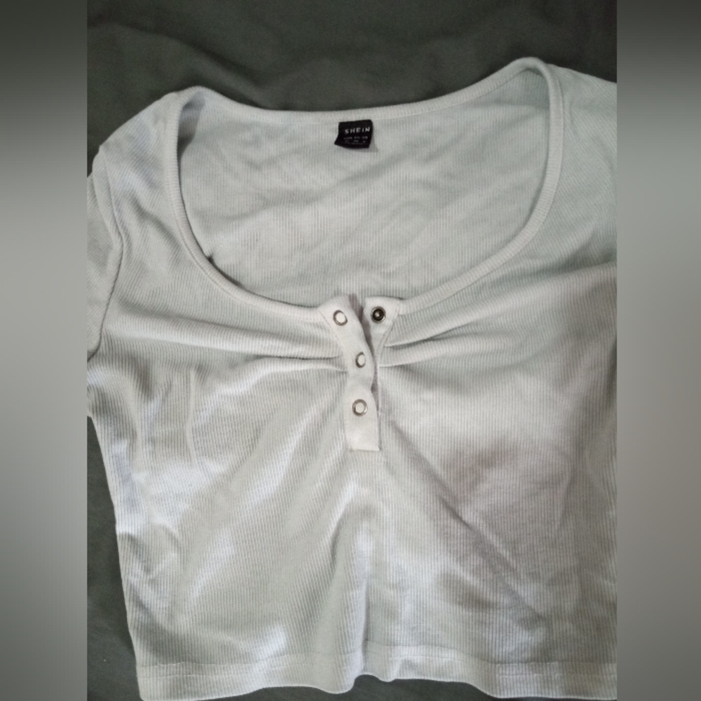 SHEIN women's cropped top size:medium
